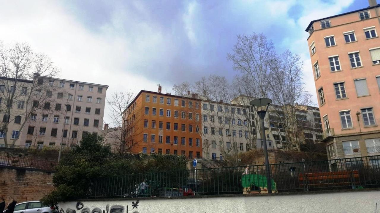 Charmant Appartement Style Canut Pentes Croix Rousse ลียง ภายนอก รูปภาพ